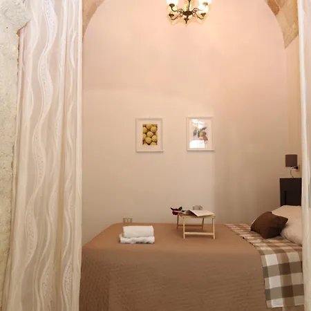 Moire Apulian Polignano a Mare